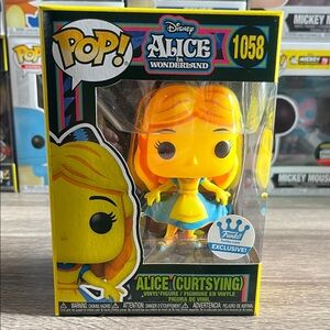 Funko Pop! Alice in Wonderland Exclusive - Yellow and Blue